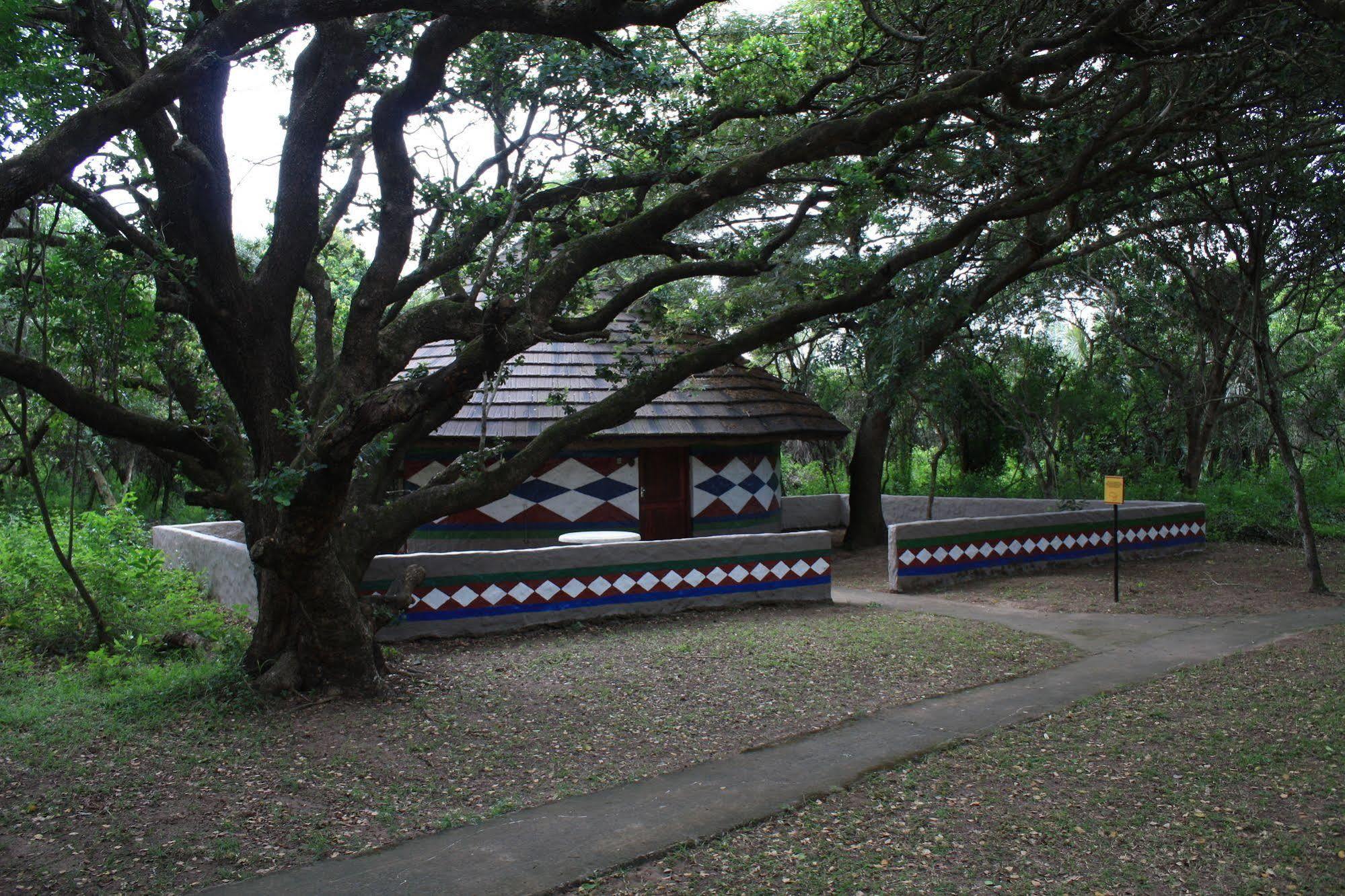 Gooderson Dumazulu Lodge Hluhluwe Exterior foto